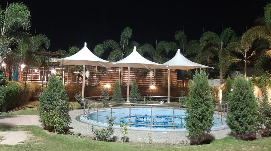 febric membrane umbrella structura