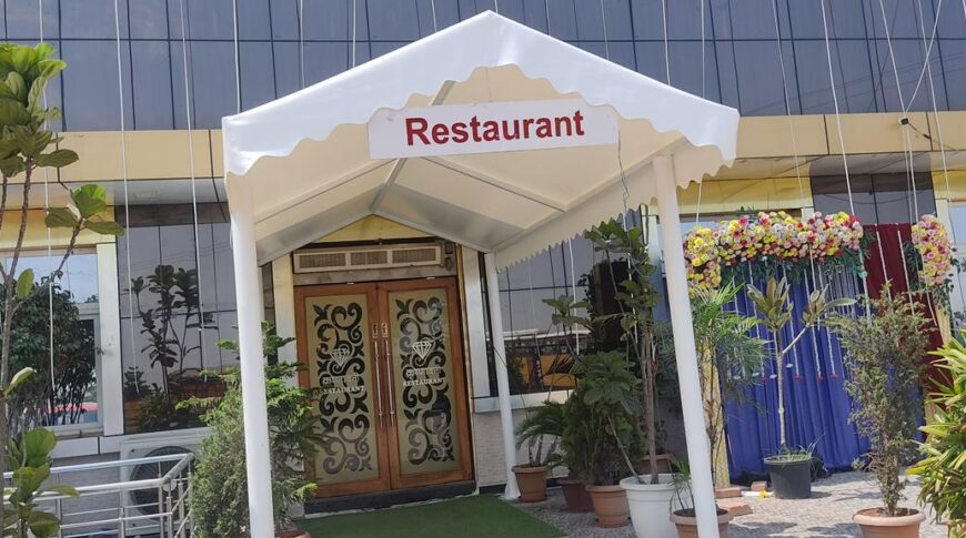 restaurent canopies